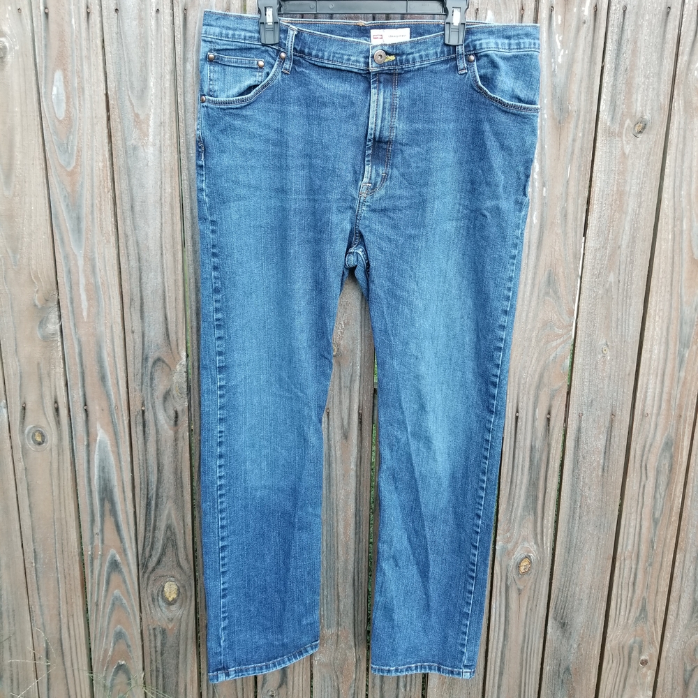 Wrangler Men's Straight Fit Jeans